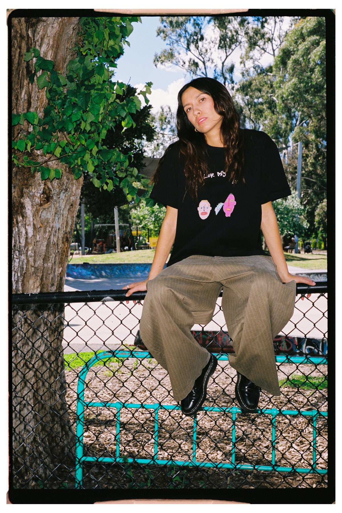 I Love My Friends - Black (Hemp)