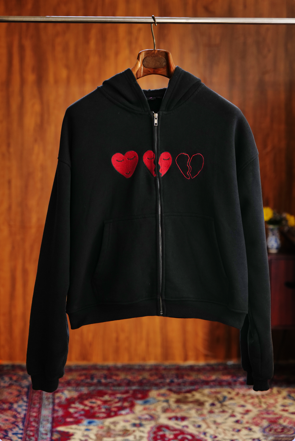 Between Beats Hoodie - Black (Hemp)
